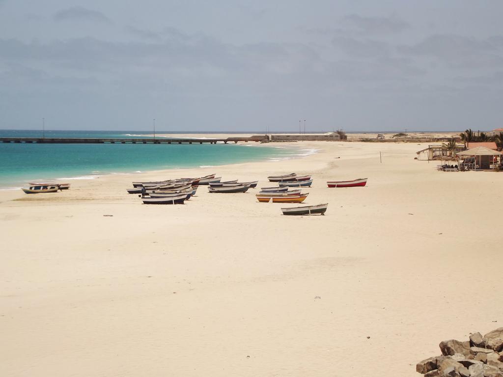 ホテル Kaza Tropikal Cidade do Maio エクステリア 写真